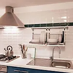 Trasteverehome - Elegant Stay Near Villa Farnesina Rom