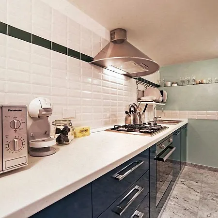 Casa vacanze Trasteverehome - Elegant Near Farnesina *