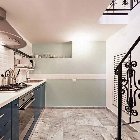 Trasteverehome - Elegant Near Farnesina Casa vacanze *